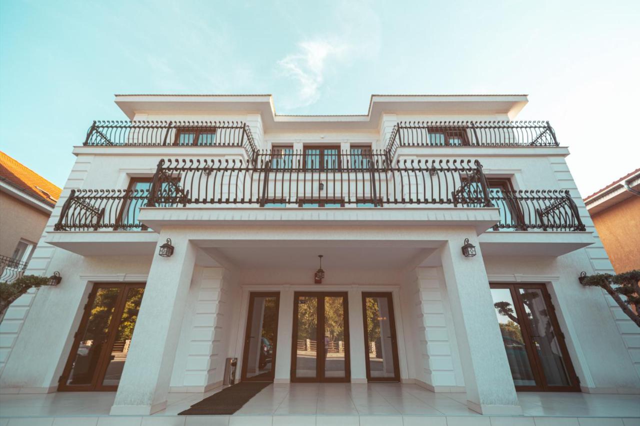 Vila Venus Sînmartin Exterior photo